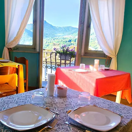 Bed & Breakfast Alma, Bed&breathe San Fedele Intelvi